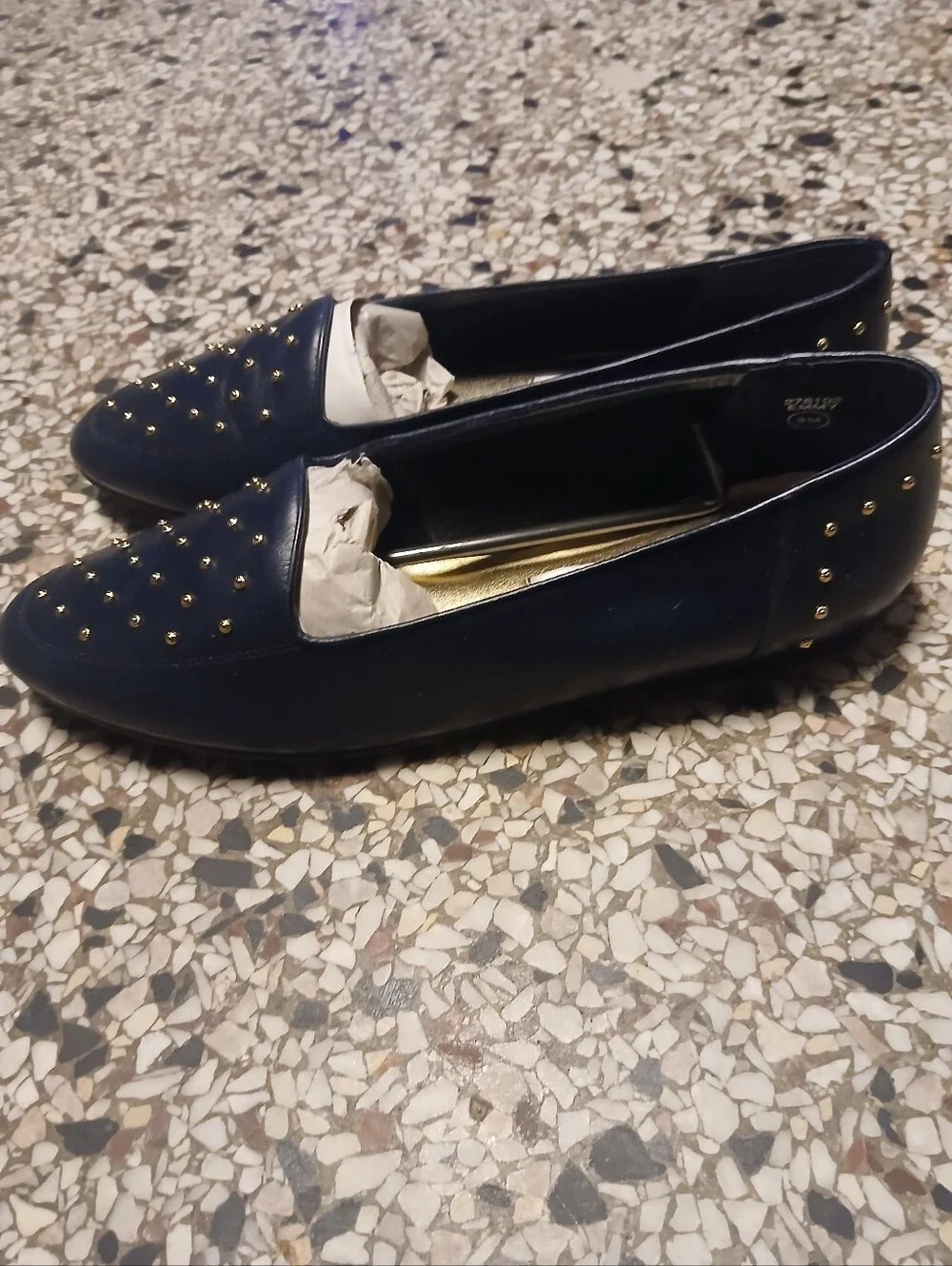 NIB Vintage G Wiz Navy Blue Studed Leather Loafers Flats 90's  Size 9